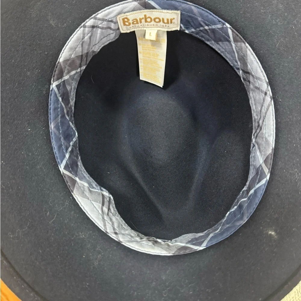 Barbour dark blue fedora hat.